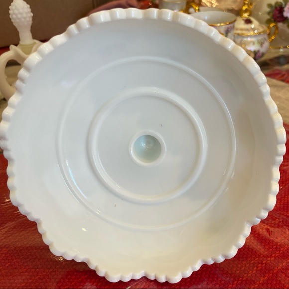 Milk Glass - Picture 10 of 11